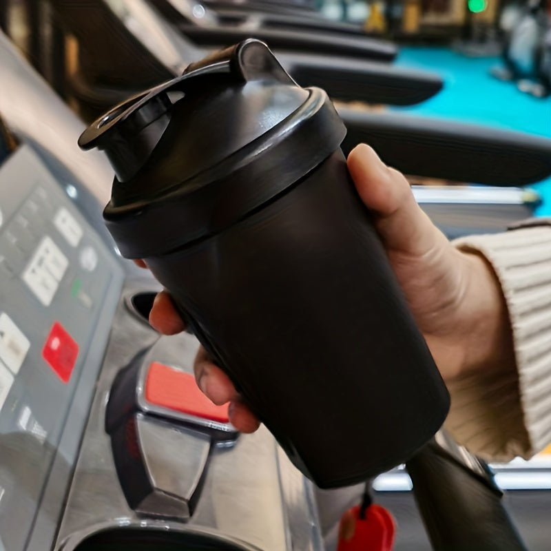 BPAsiz zanglamaydigan po'latdan yasalgan protein shaker shisha, suv o'tkazmaydigan yopqich bilan, sport zalida va sayohat uchun