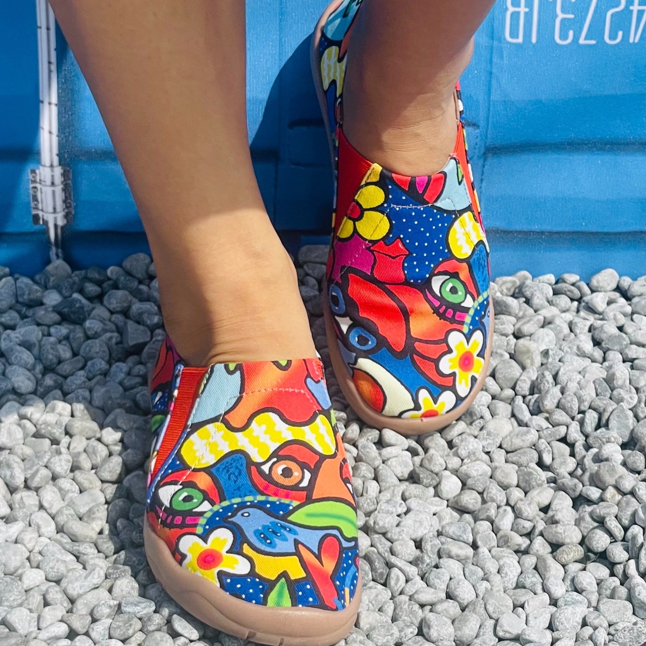 Ayollar uchun gullik slip-on mokasinalar mato qulay dumaloq barmoqli poyabzal