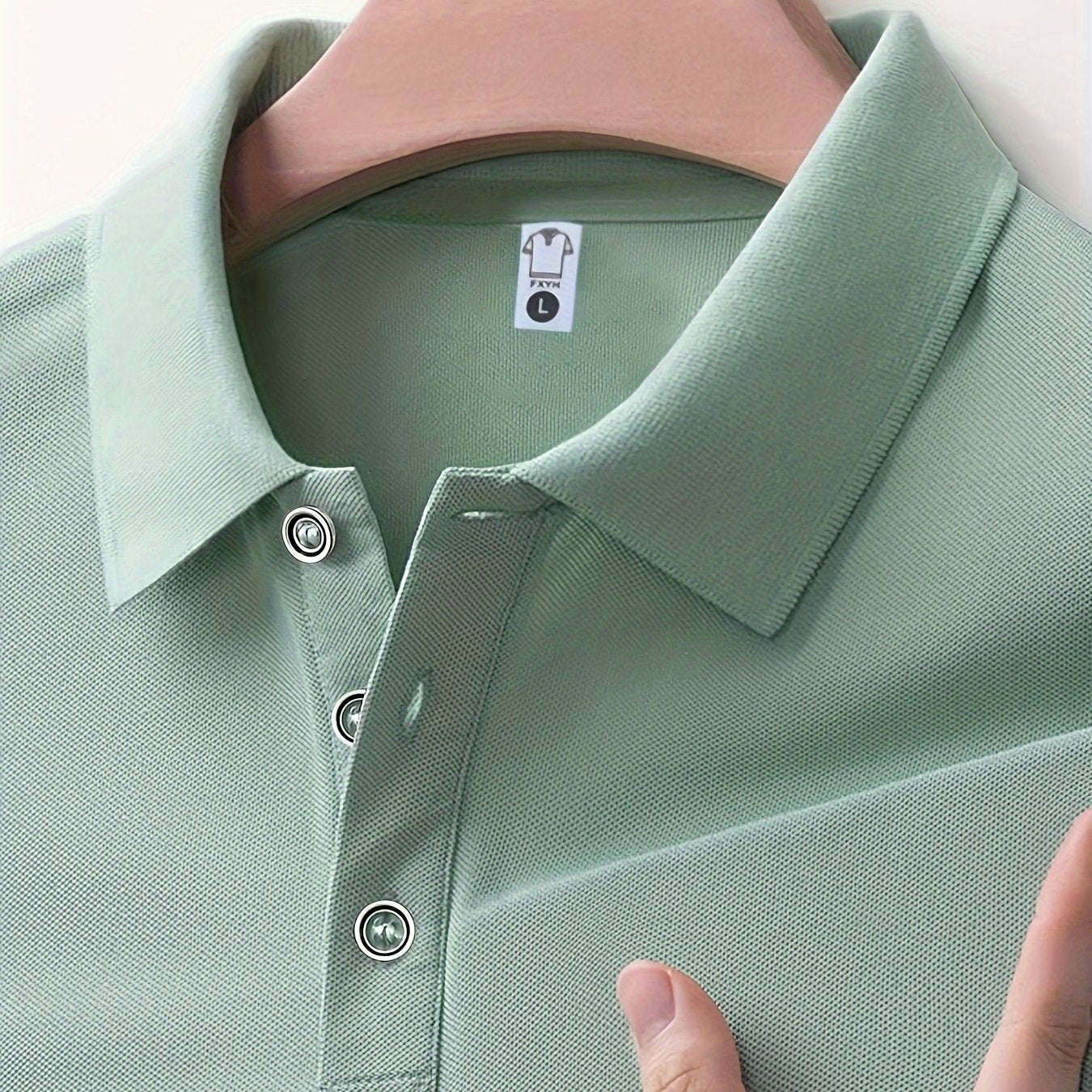 Camisa de punto de poliéster verde de manga corta casual de verano para hombre con detalles de botones