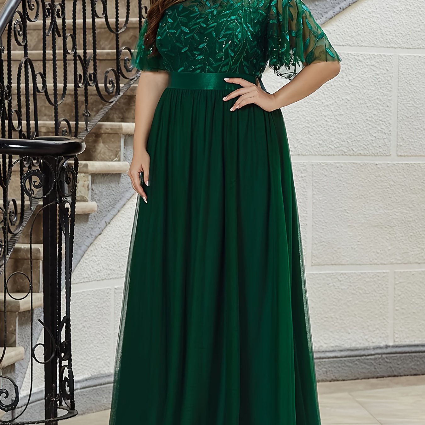 Women's Plus Size Evening Mesh Spliced Round Neck Dress