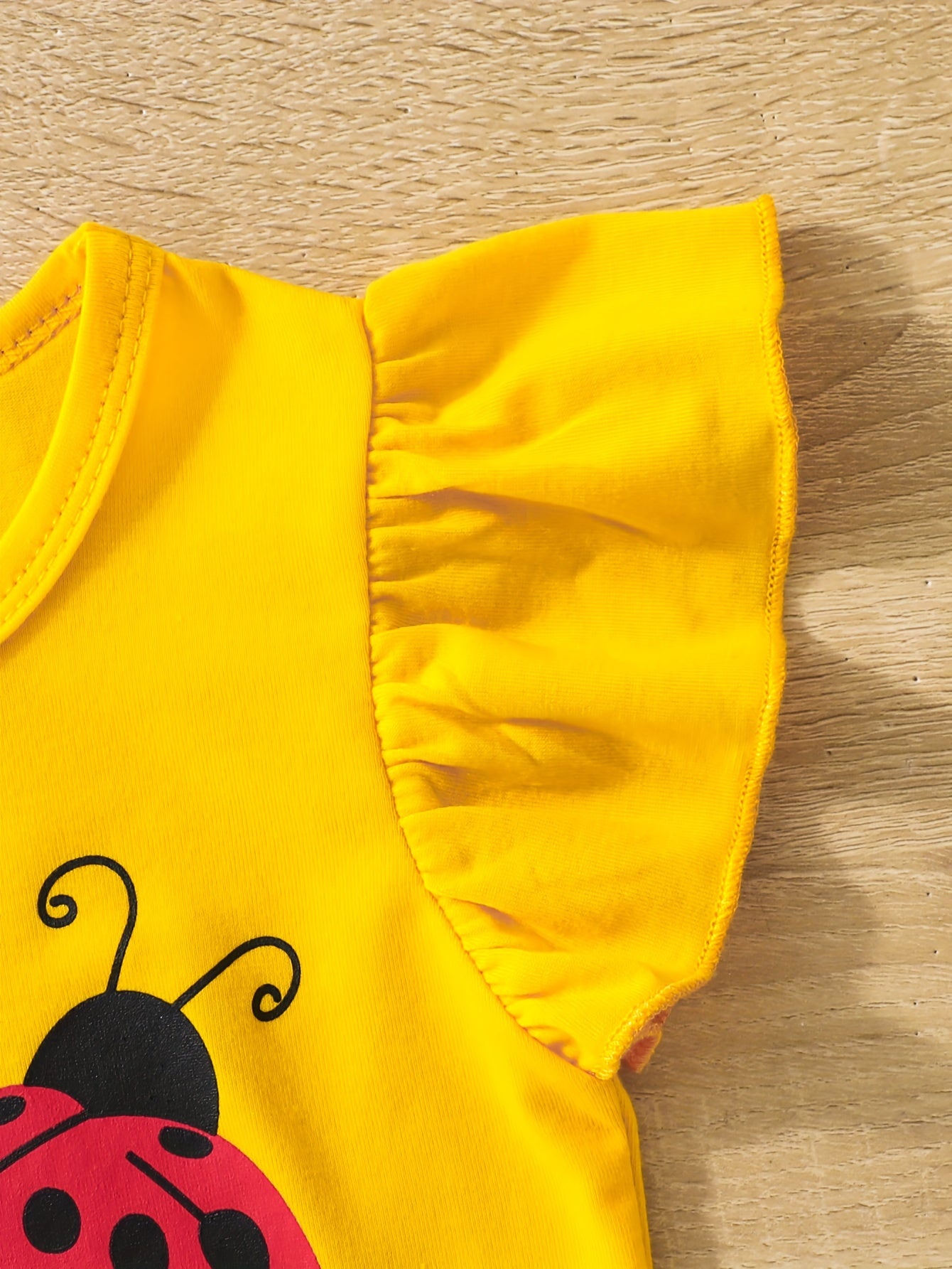 Baby Girl Summer Outfit Ruffle Sleeve Graphic T-Shirt and Ladybug Shorts Set