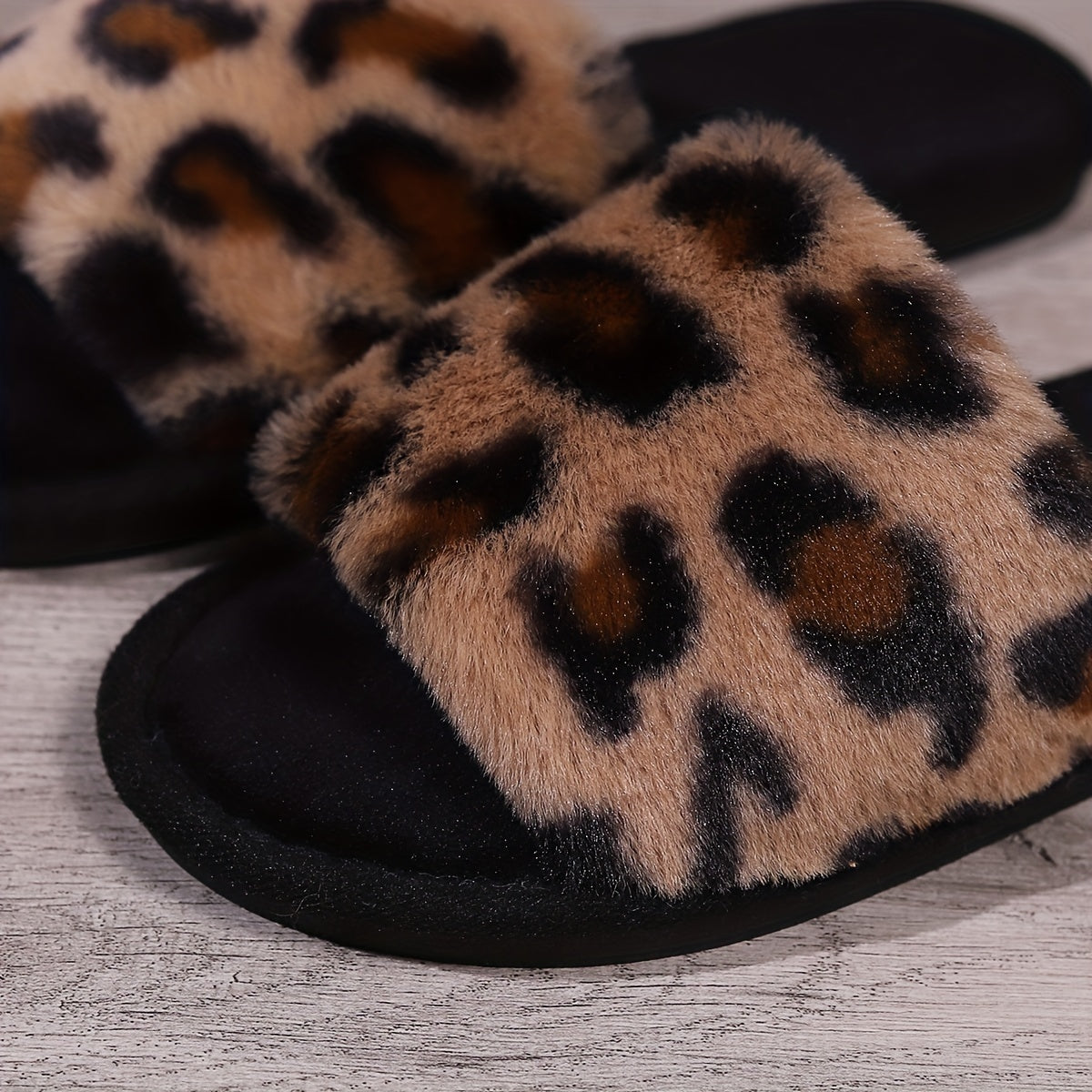 Women’s Leopard Pattern Plush Open Toe House Slippers Warm Fuzzy Fuzzy Winter
