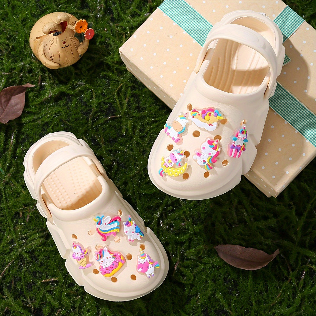 Children's Cartoon Clogs with Breathable EVA Sole and Insole All-Season Comfort for Ages 14 and Under