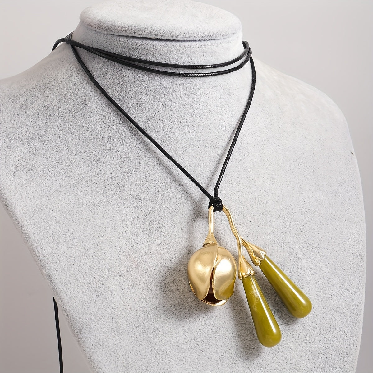 Bohemian Water Drop Oval Flower Heart Pendant Necklace for Women