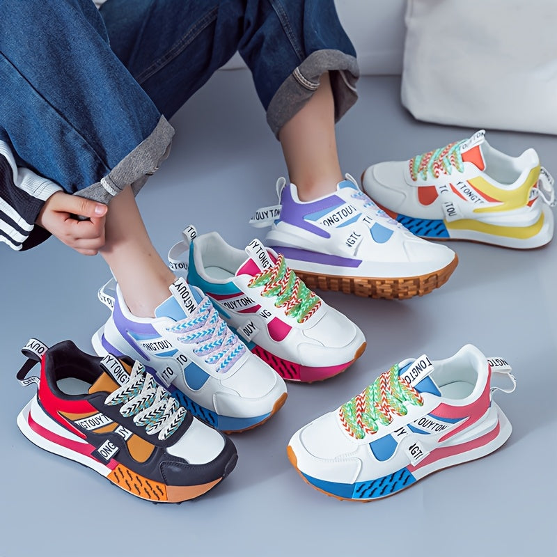 Women's Fashion Sneakers Low Top Lace-Up PU Upper Fabric Lining PVC Sole All-Season
