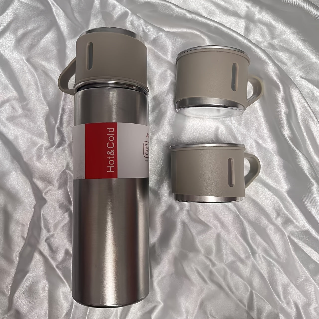 440ml Stainless Steel Vacuum Bottle with 2 Lids for Hot Cold Beverages