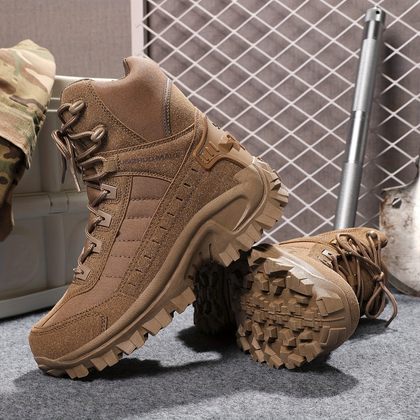 Men's High Top Hiking Boots Shock Absorbing Non-Slip Outdoor Trekking Shoes