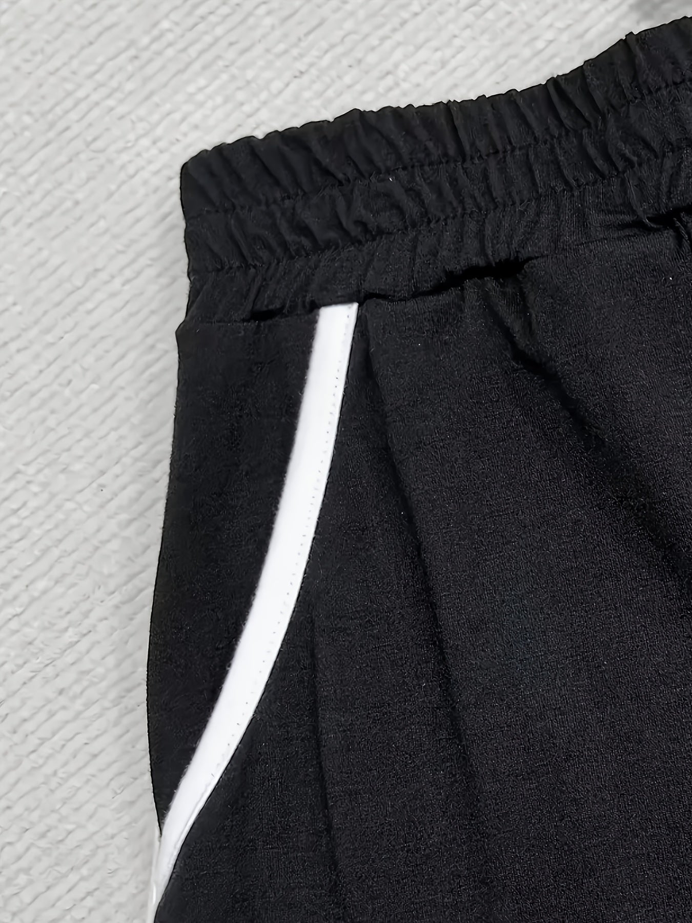 Plus-Size Women's Elastic Waist Shorts Breathable Stretch Casual Summer Length