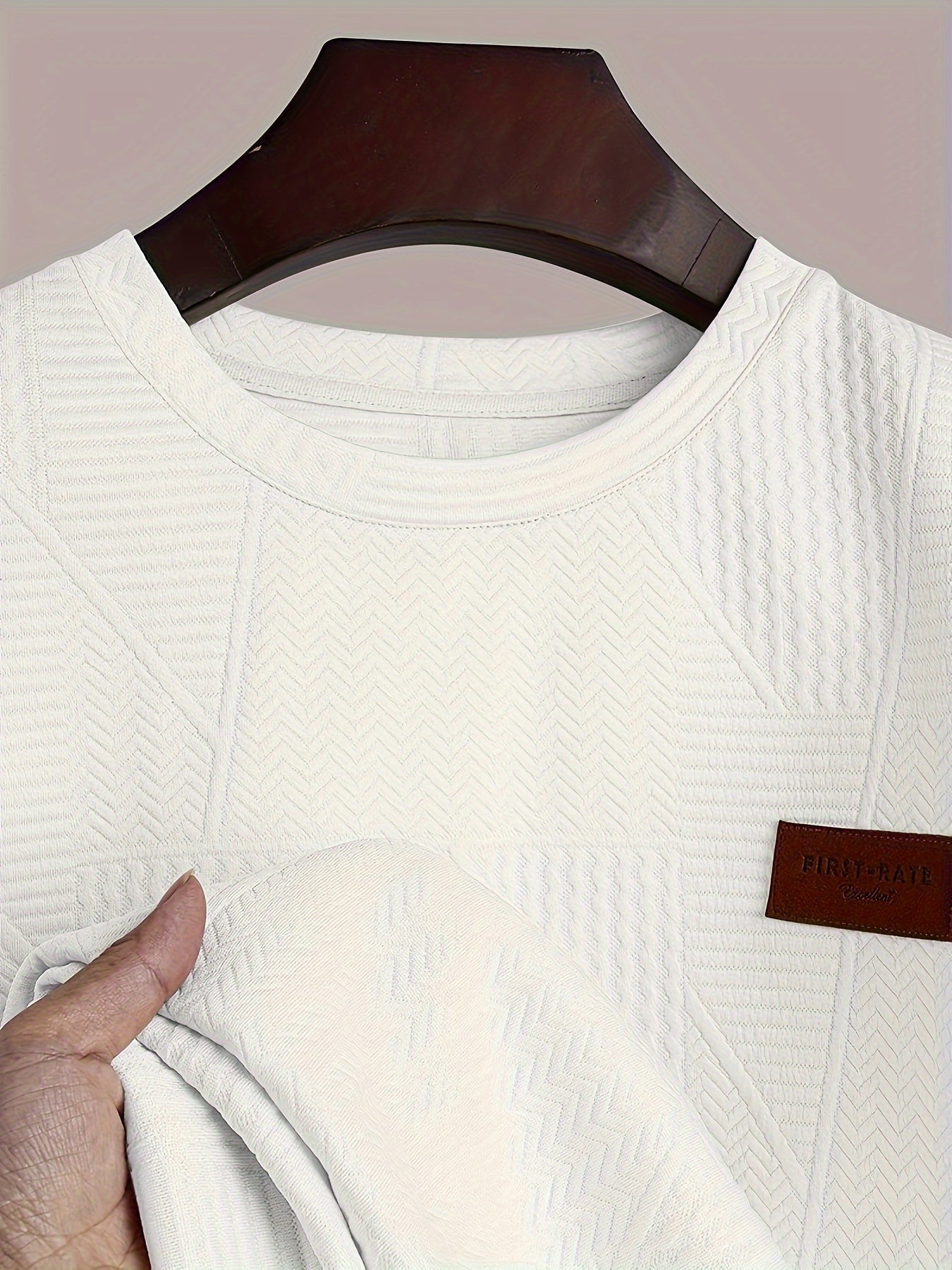 Men's Jacquard Geometric Pattern T-Shirt with Polyester and Spandex Fabric