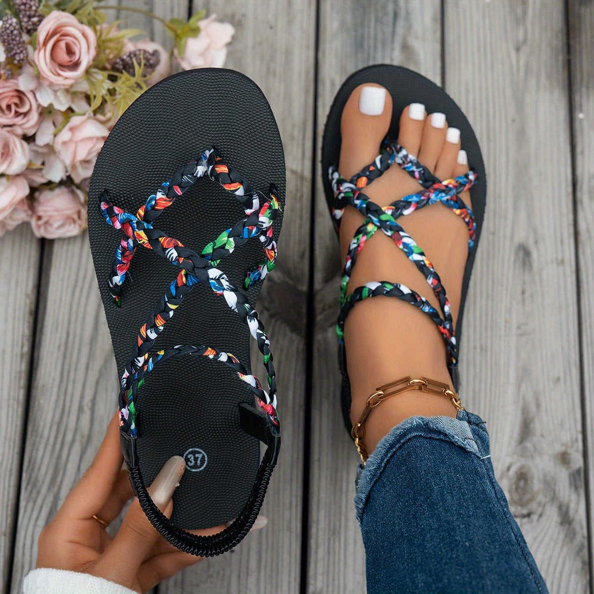 Women's Floral Flat Sandals Open-Toe Summer Shoes with Ankle Straps