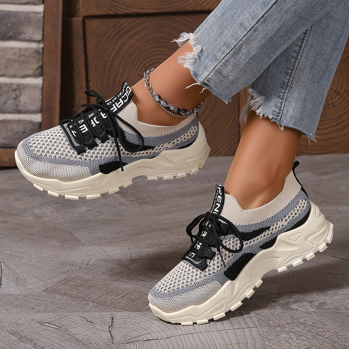 Women's Mesh Sneakers Breathable Casual Low-Top Lace-Up Black White Beige Grey Blue Pink