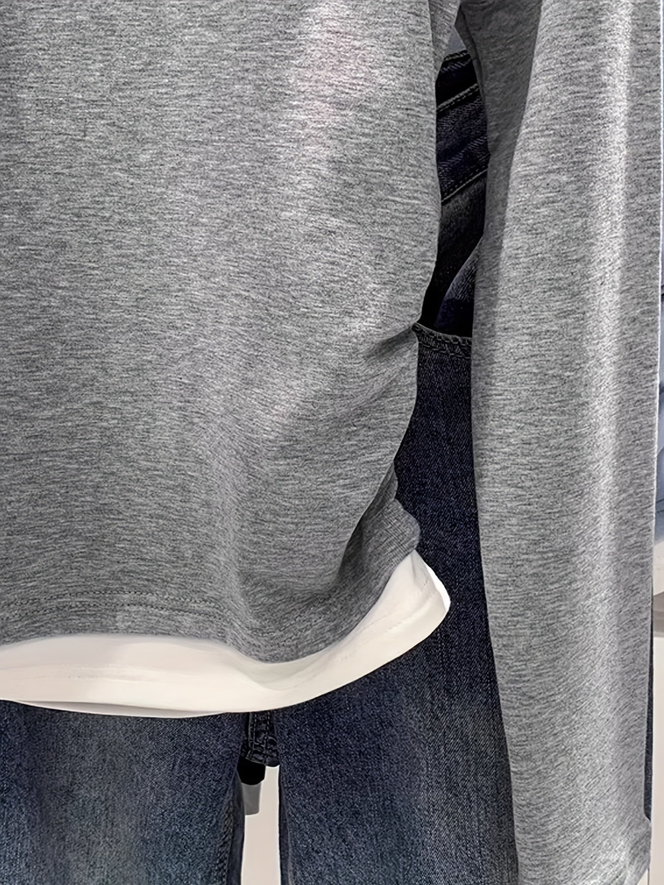 Women's Slim Fit Knit T-Shirt with Contrast Collar and Ruched Detail