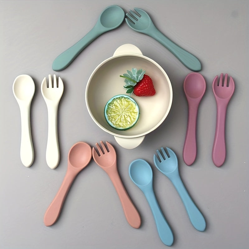 Set of BPA-Free Toddler Utensils with Silicone Forks and Spoons for Self-Feeding