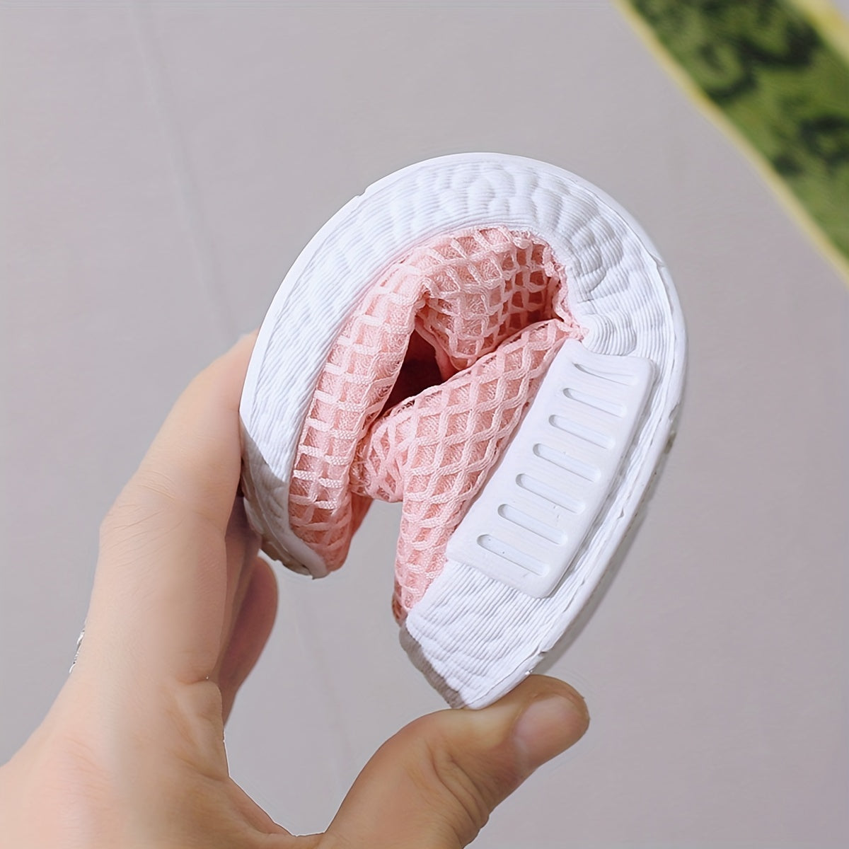 Kids Mesh Sneakers for Boys and Girls Low Top Casual Sports Shoes All-Season