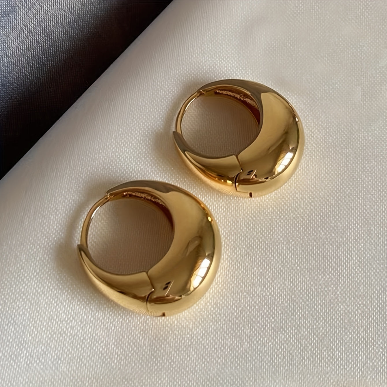 Copper Geometric Hoop Earrings for Women Vintage Elegant Daily Wear All Seasons