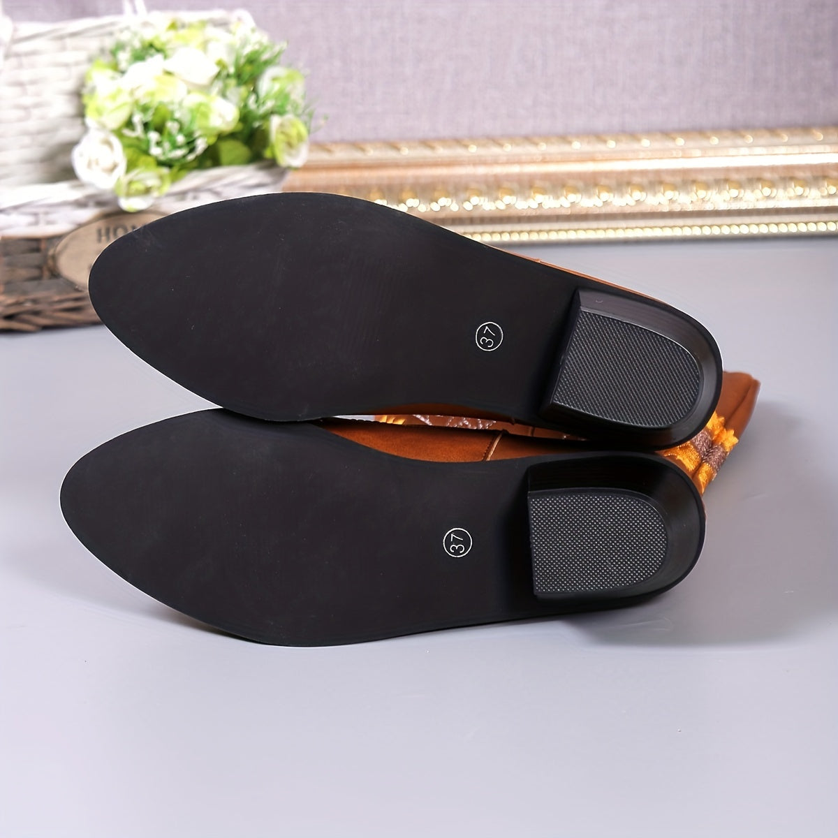 Women's Embroidered Faux Leather Western Cowboy Boots Pointed Toe Mid-Heel