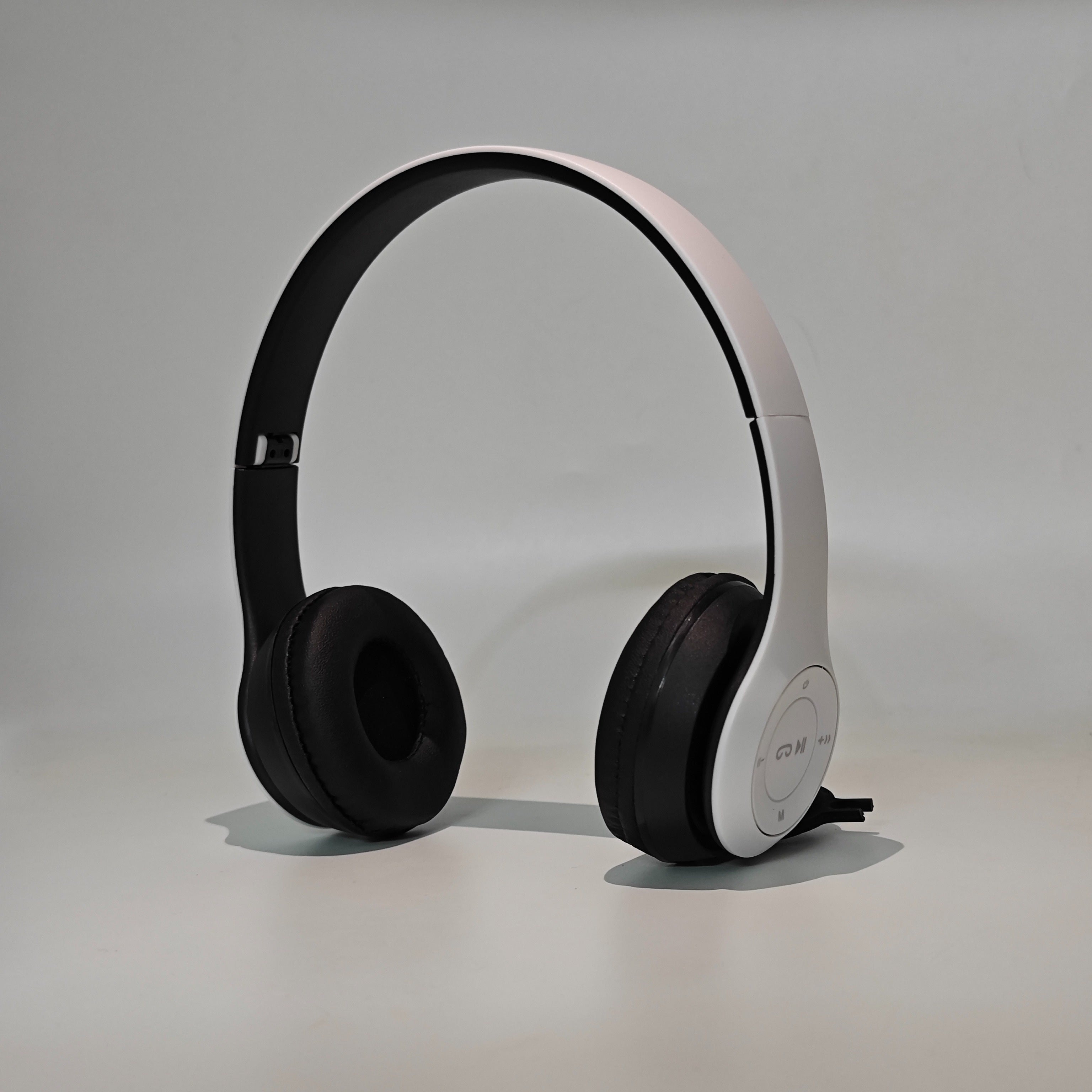 Foldable Wireless Headphones with Noise Cancelling Microphone, TF Card Slot, 3.5mm Jack for Gaming PC Phone Laptop in Black Red Blue Green