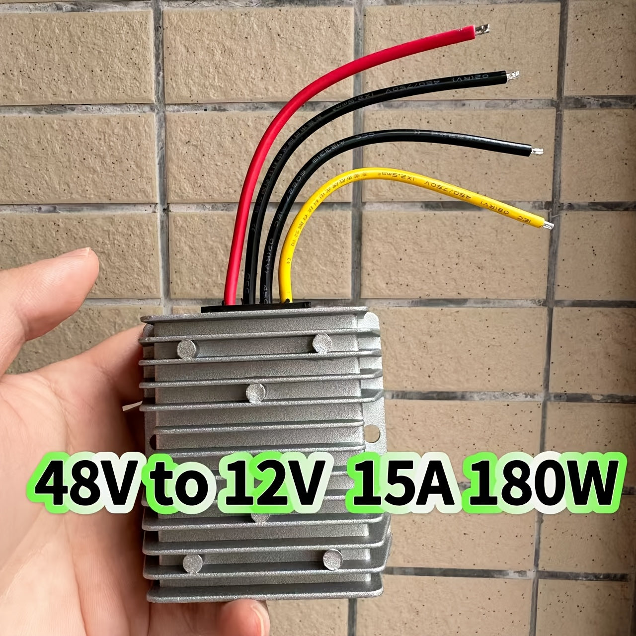 Convertidor Buck DC-DC de 20V-60V 48V a 12V 120W 25A Protección contra cortocircuitos para dispositivos industriales