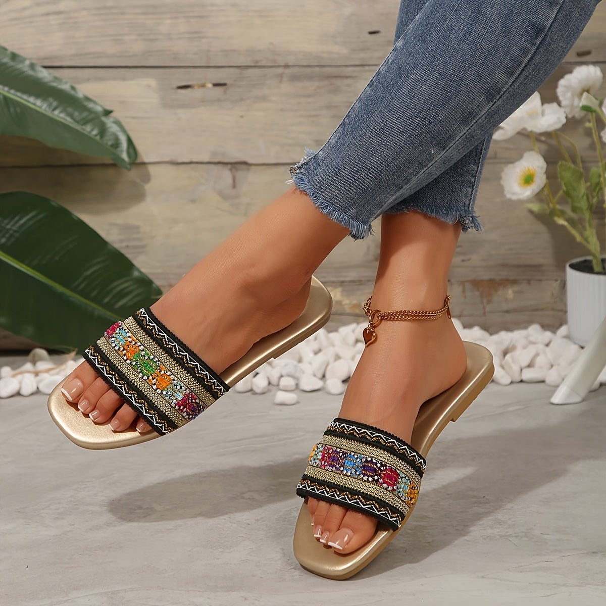 Women's Bohemian Embroidered Flat Sandals Colorful Beaded Strap Casual Shoes