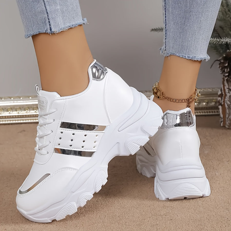 Ayollar uchun nafas oluvchi, katta o'lchamli sneakers, oq, pastki qismi ochiq, lakkali, kundalik, yopishqoqsiz, sirpanmaydigan