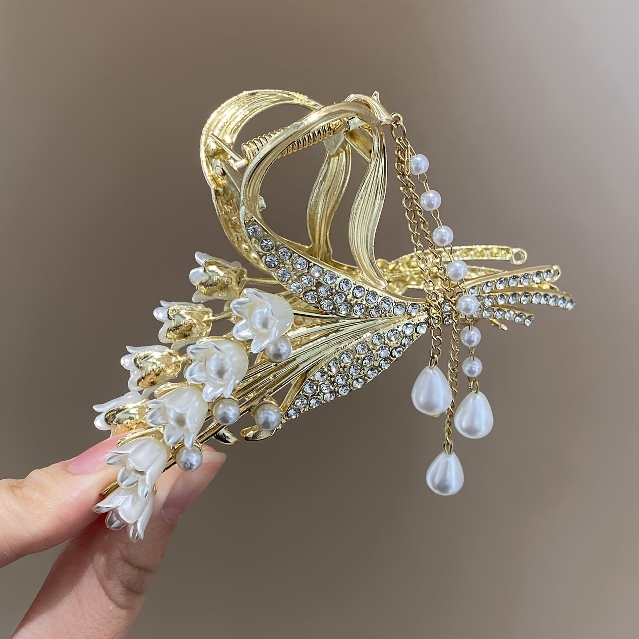 Elegant Gold Alloy Hair Claw with Faux Pearls Rhinestones and Tassel for Women