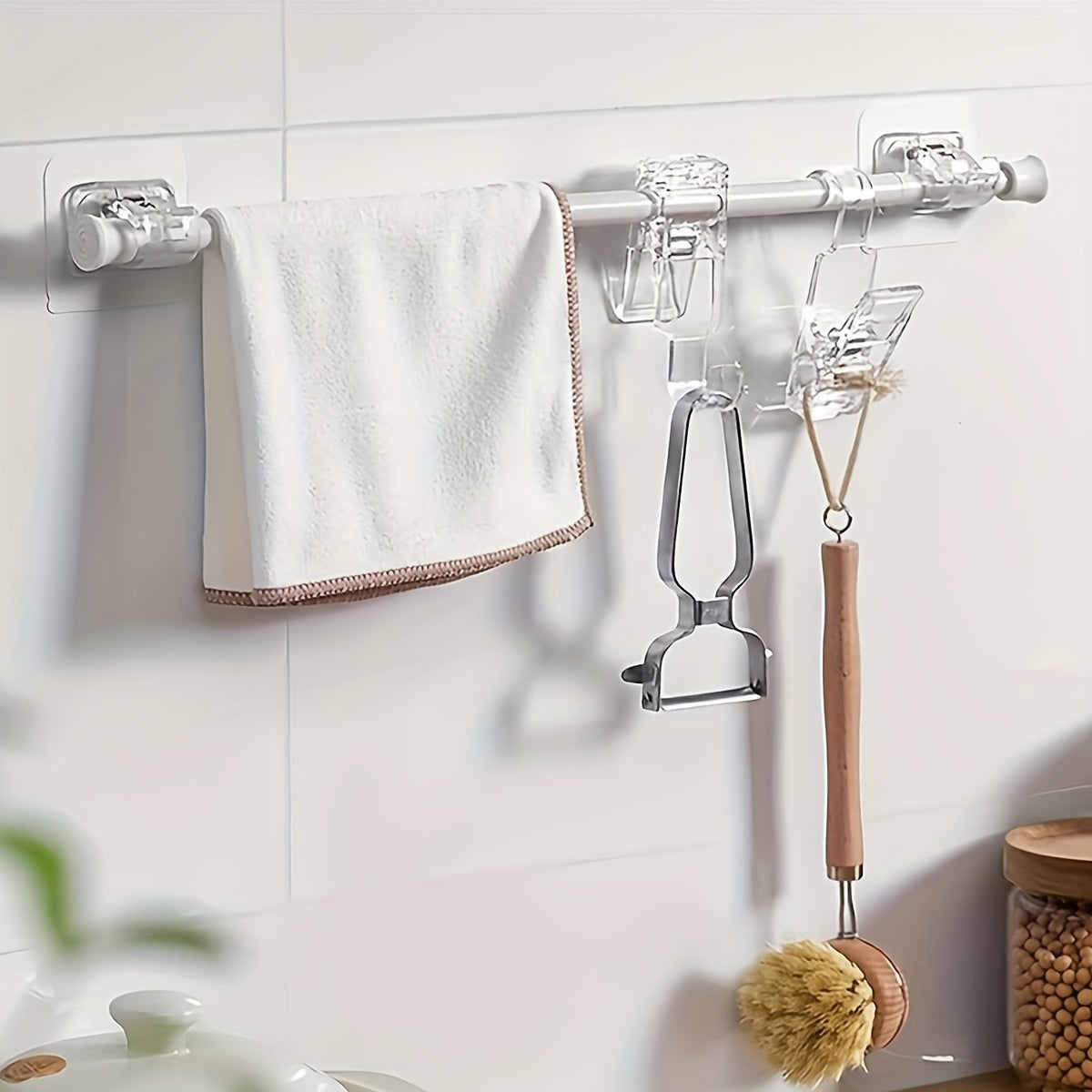 2 ta yopishqoq teleskopik tayoq tutqichlari dush pardalari va eshik pardalari uchun, hammom aksessuarlari uchun teshiksiz devor o'rnatilishi.