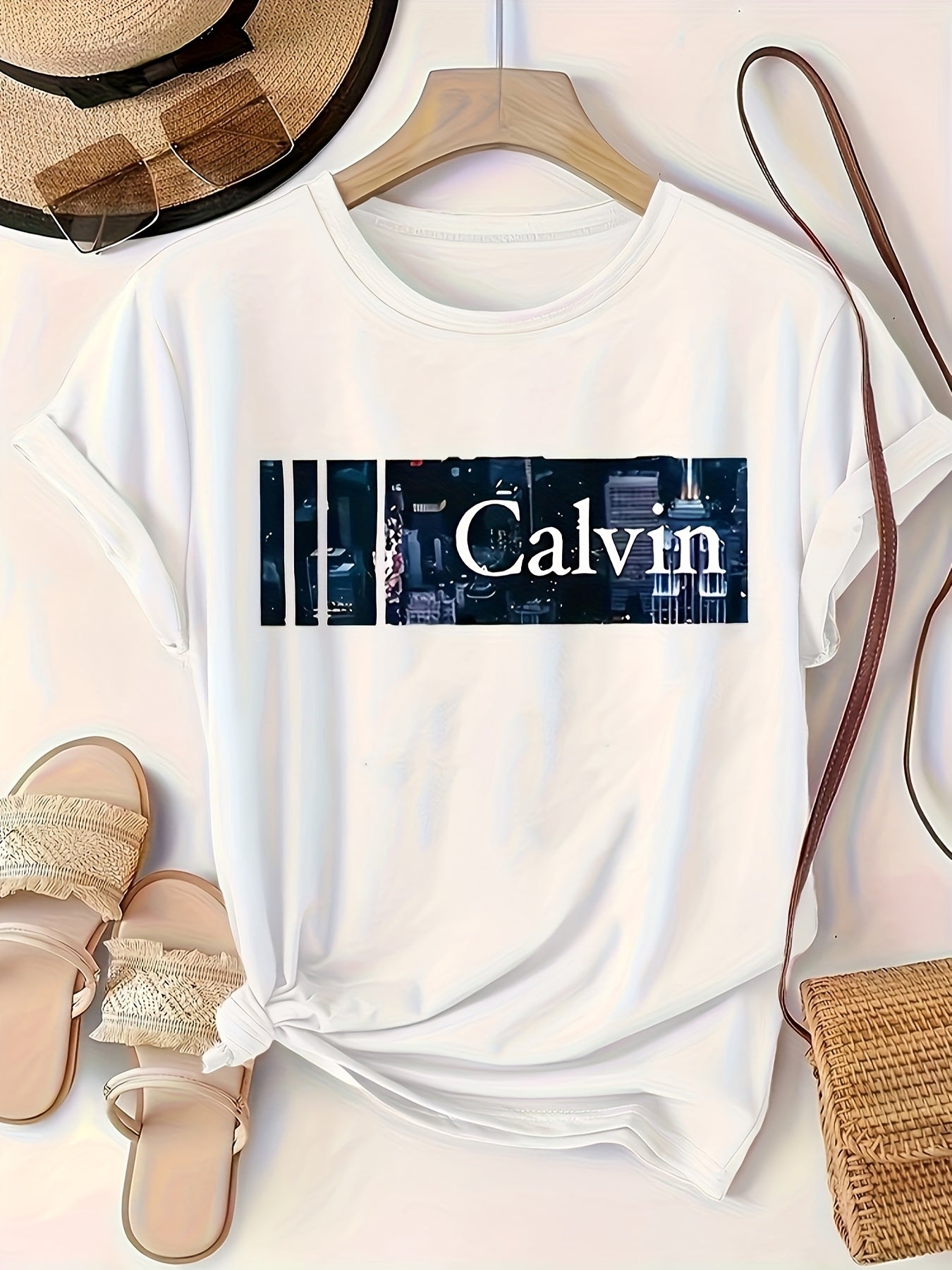 Plus Size Women's White Casual T-Shirt With Graphic Print