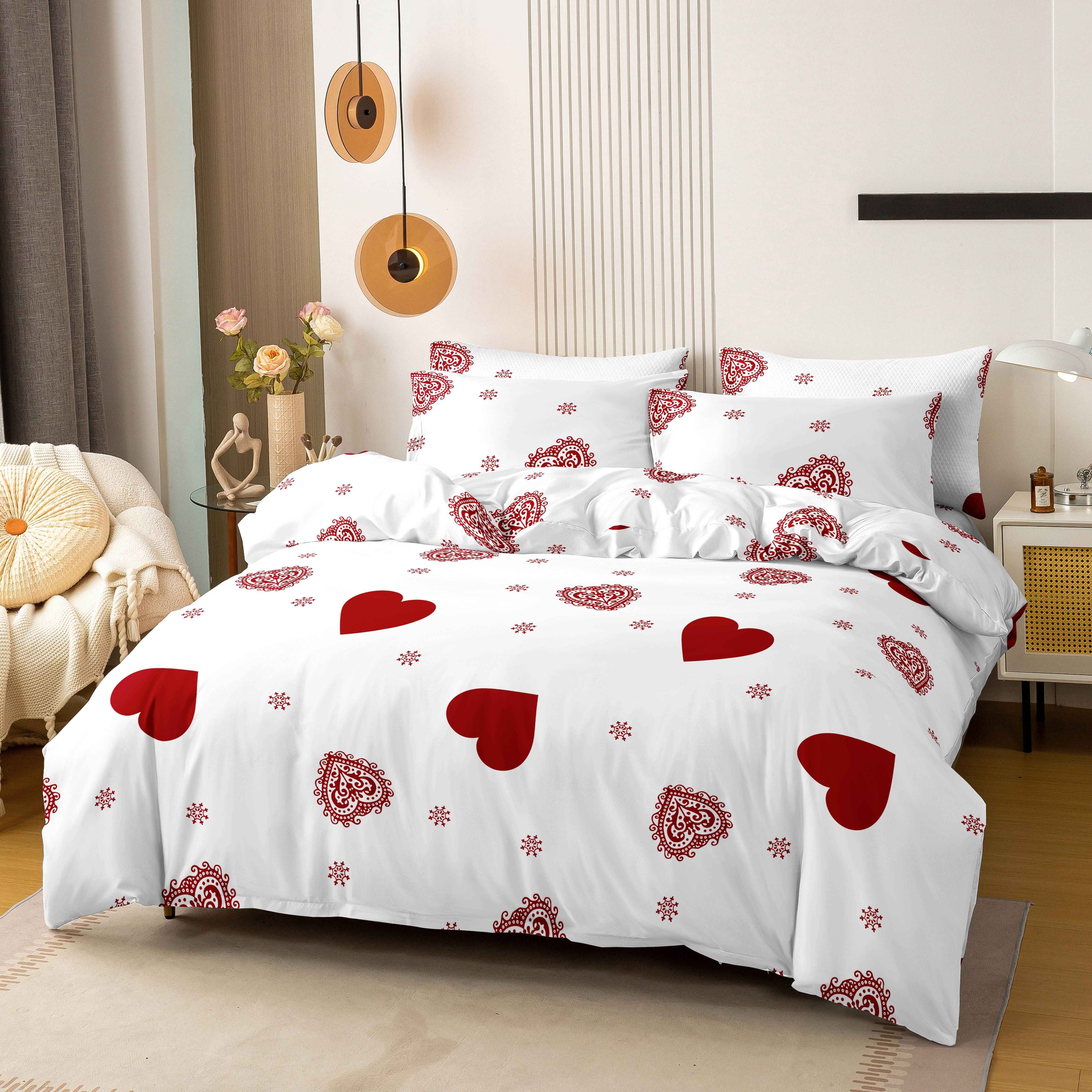 3-Piece Festive Bedding Set Heart Pattern Duvet Cover and Pillow Cases Polyester Fleece