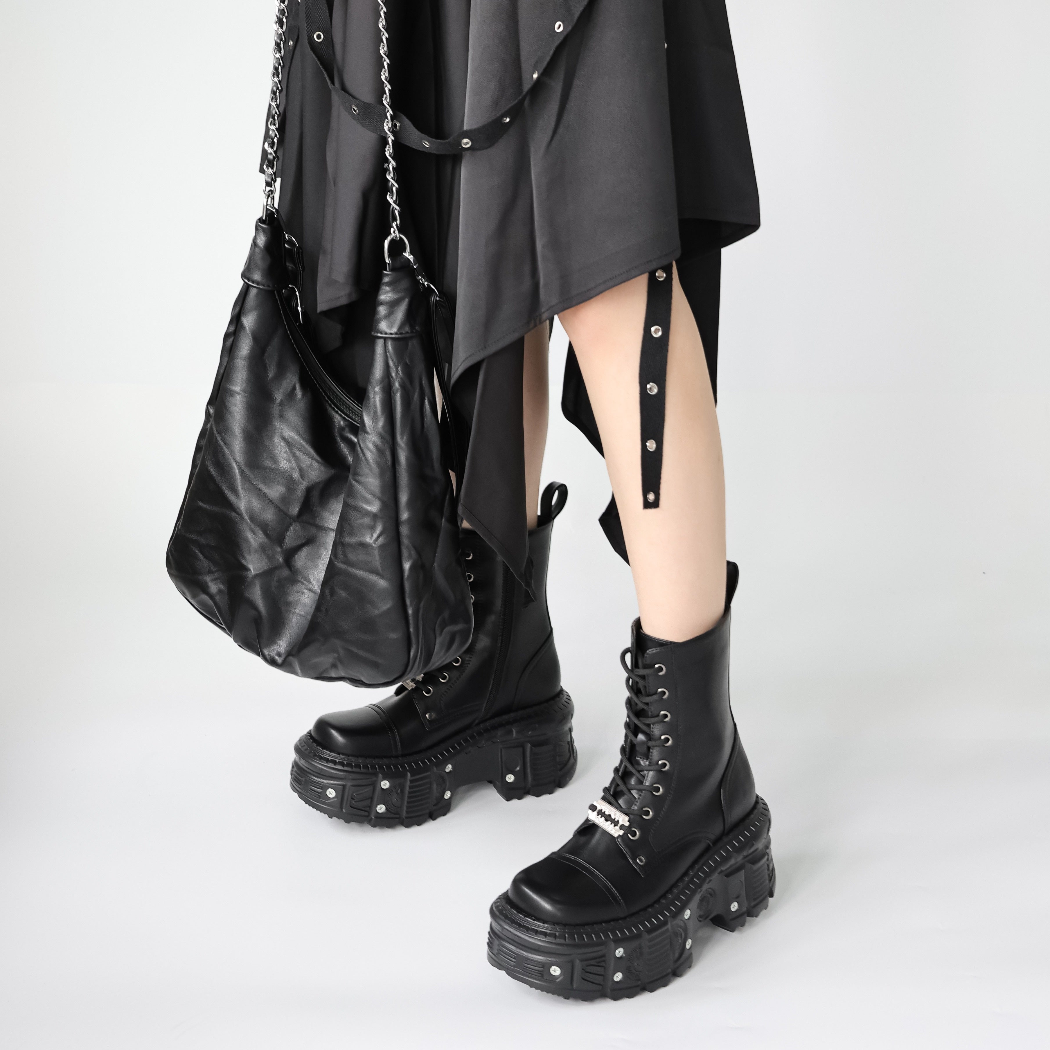 Женские панк-ботинки на платформе с закрытым голенищем, на шнуровке, круглым носком, однотонные, стиль Y2K