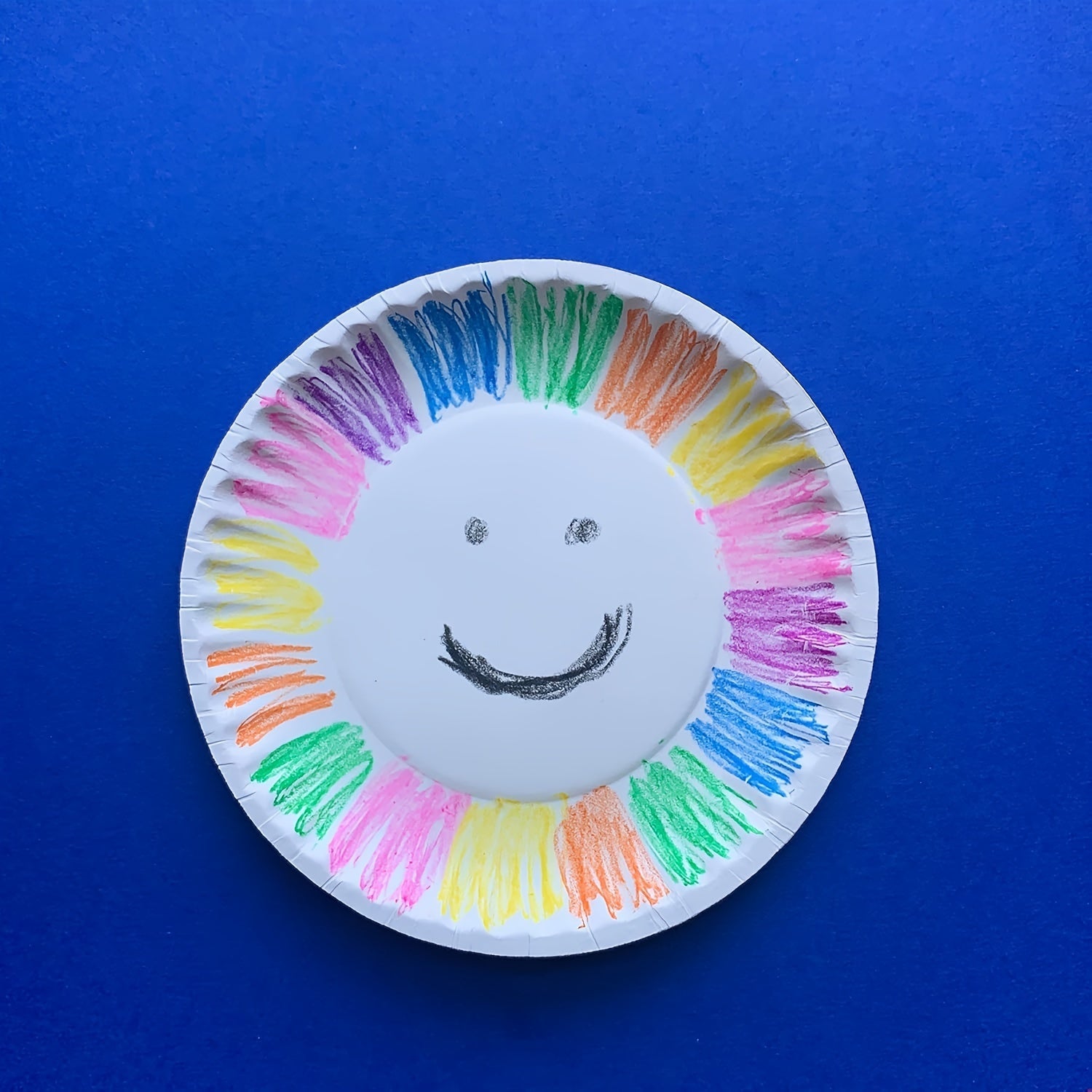 белые одноразовые бумажные тарелки 15,24 см, упаковка 50 для вечеринок, барбекю и мероприятий