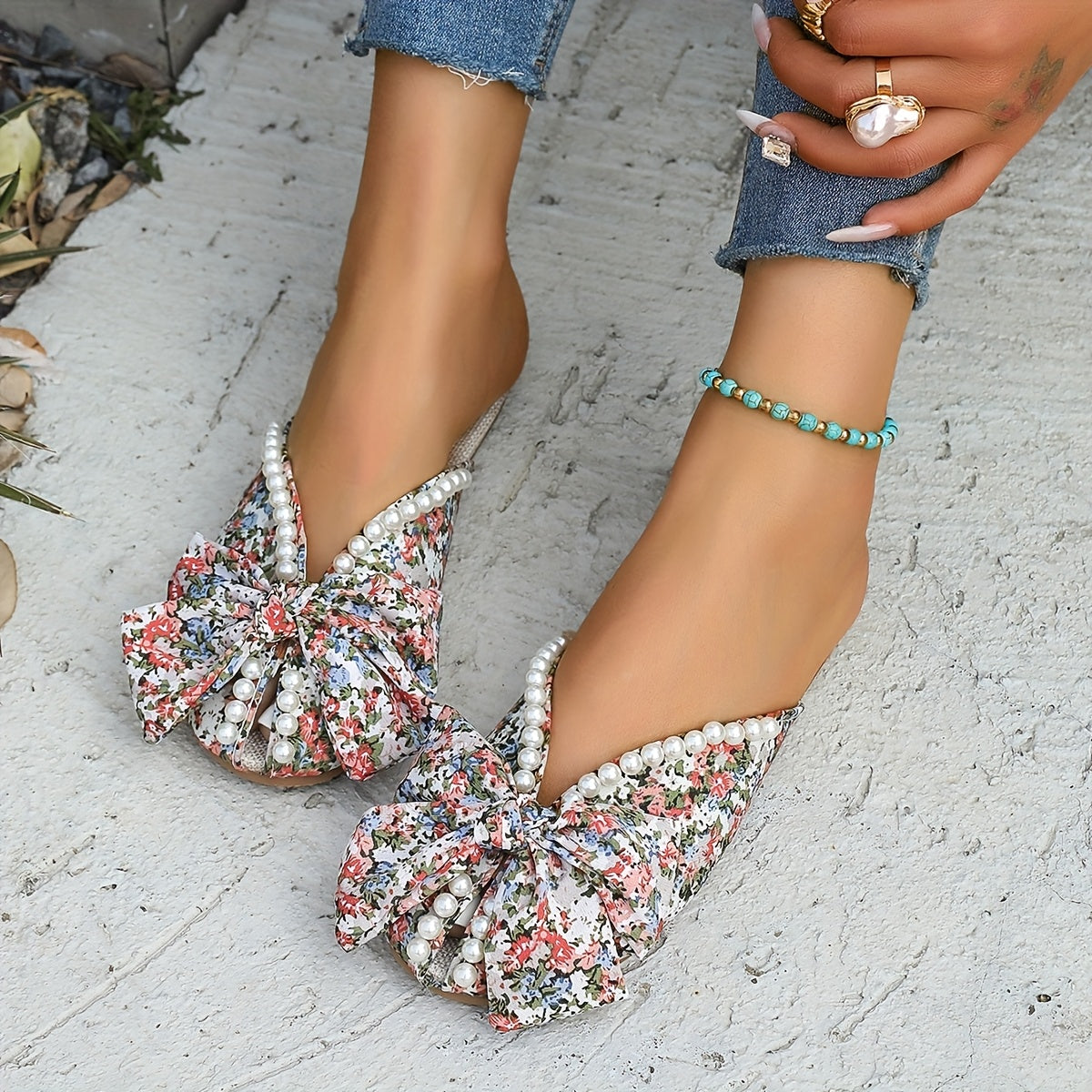 Women’s Floral Bow Embellished Slip-On Slippers All-Season Comfort