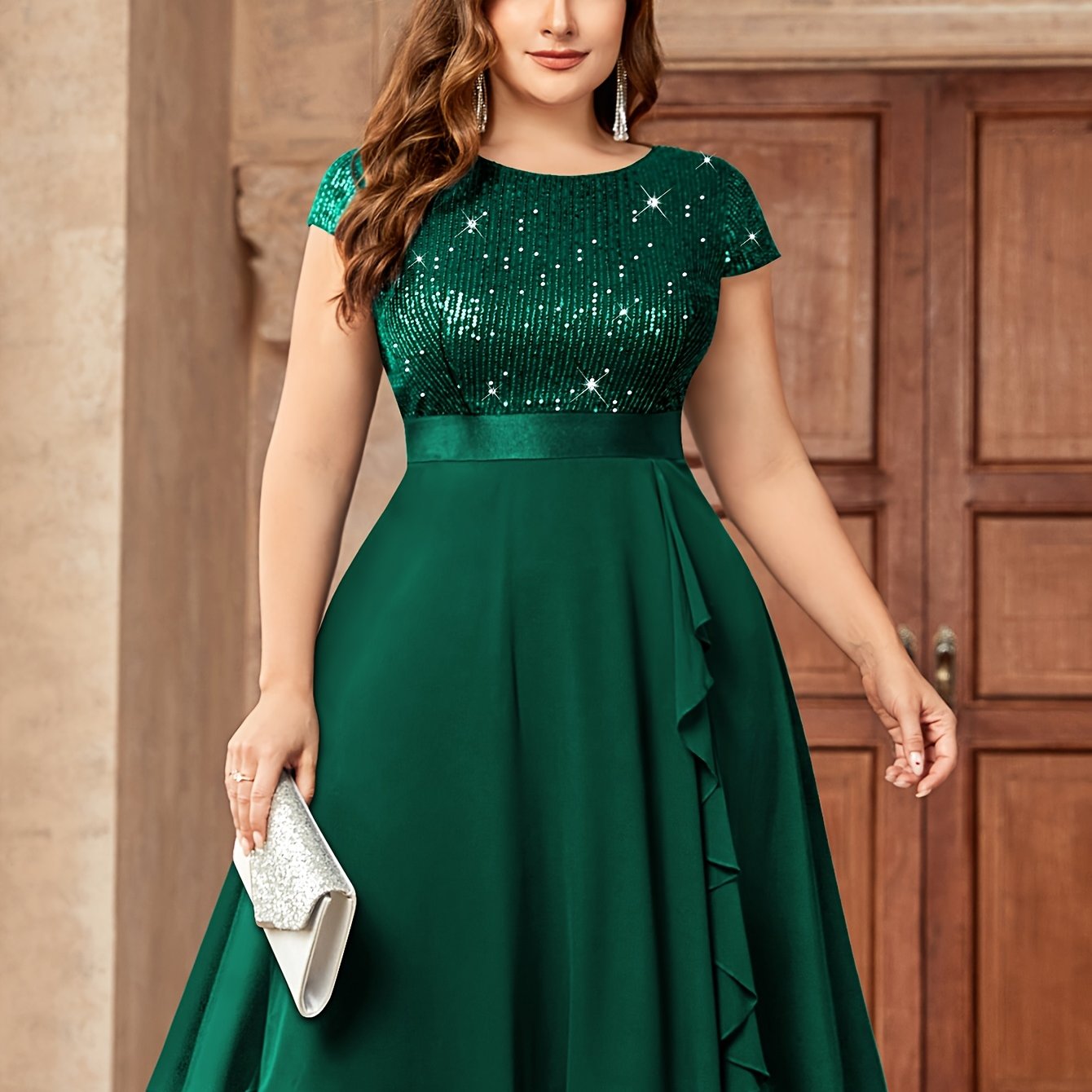 Plus Size Women's Sequin Dress with Ruffle Short Sleeve Party Wear