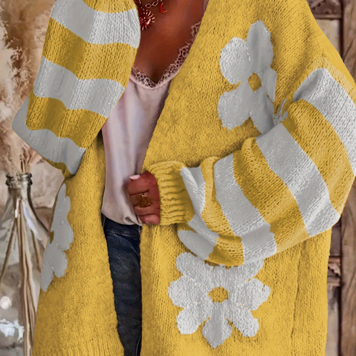 Plus Size Women's Floral V-Neck Cardigan Lightweight Knit Sweater for Fall Winter