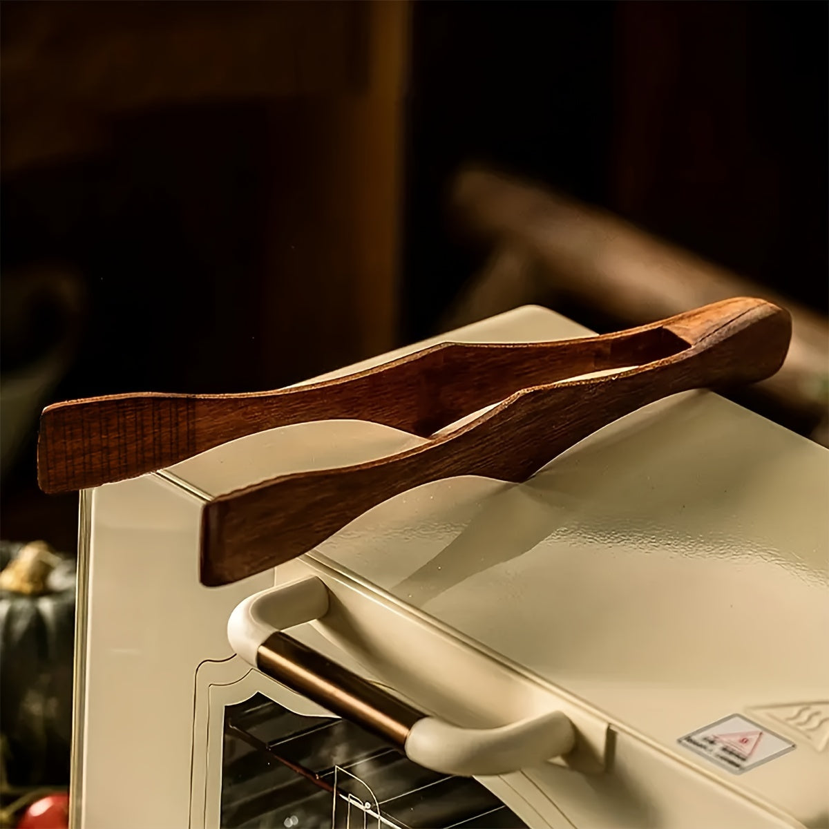 High Temperature Resistant Wooden Food Tongs for Kitchen Cooking and Grilling