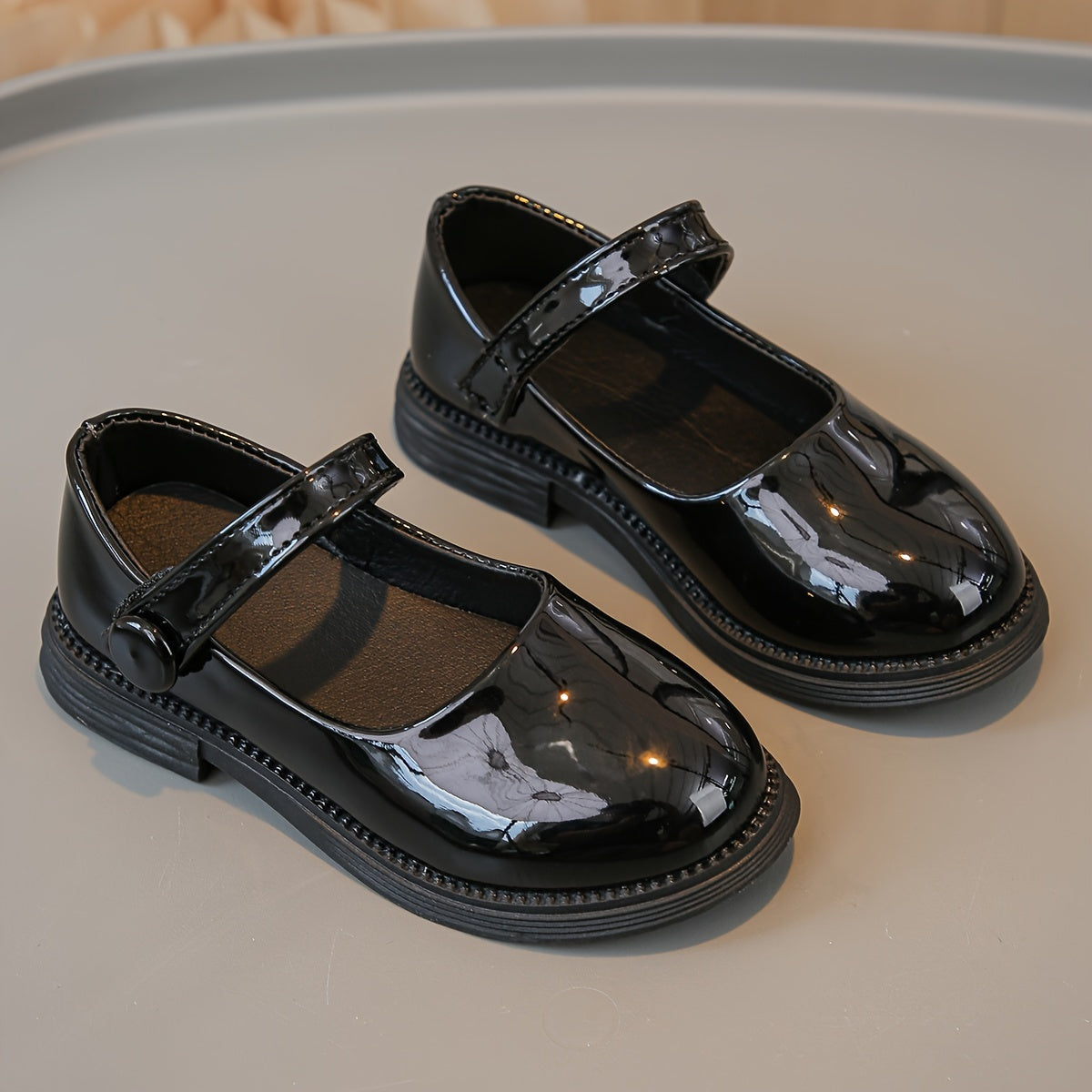 Детские туфли Mary Janes из искусственной кожи однотонного цвета на плоской подошве с застежкой-липучкой