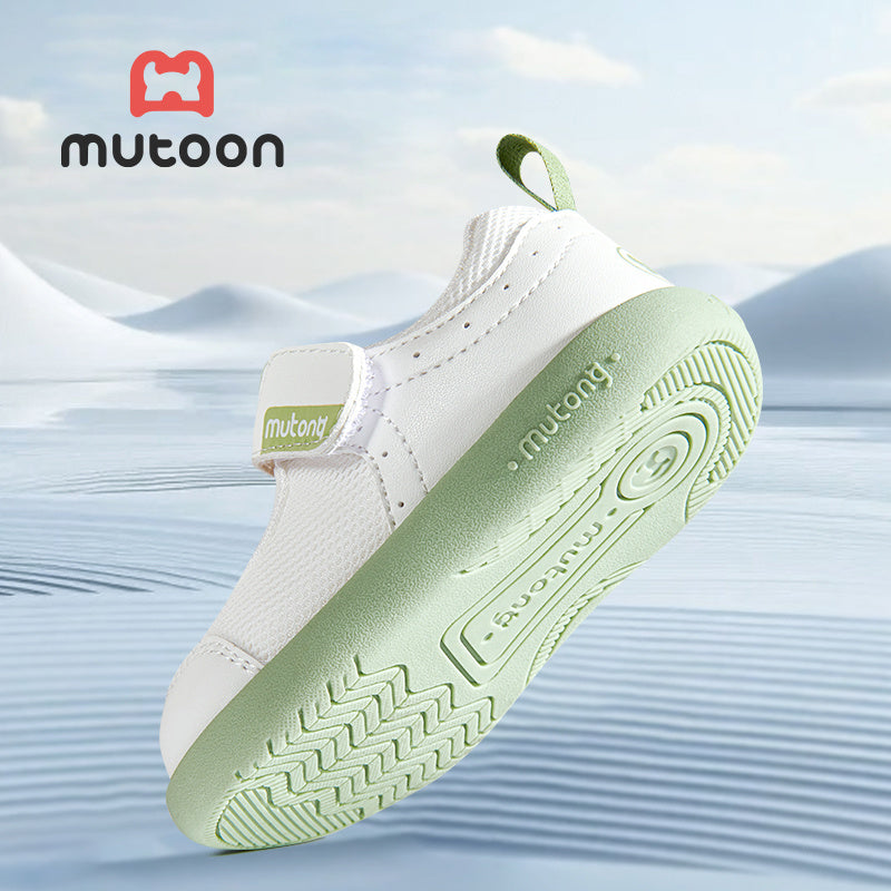 Girls Casual Walking Shoes Wide Round Toe Anti-Slip Rubber Sole Fabric Lining Hook-and-Loop Closure