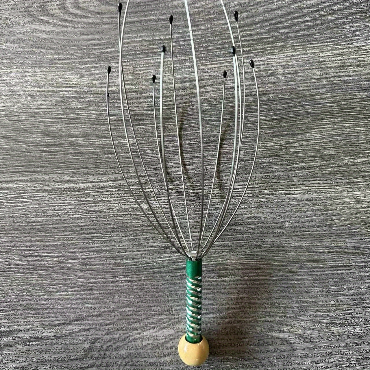 Metal Head Massager Octopus Design Deep Tissue Scalp Massage Tool Portable for Home Travel