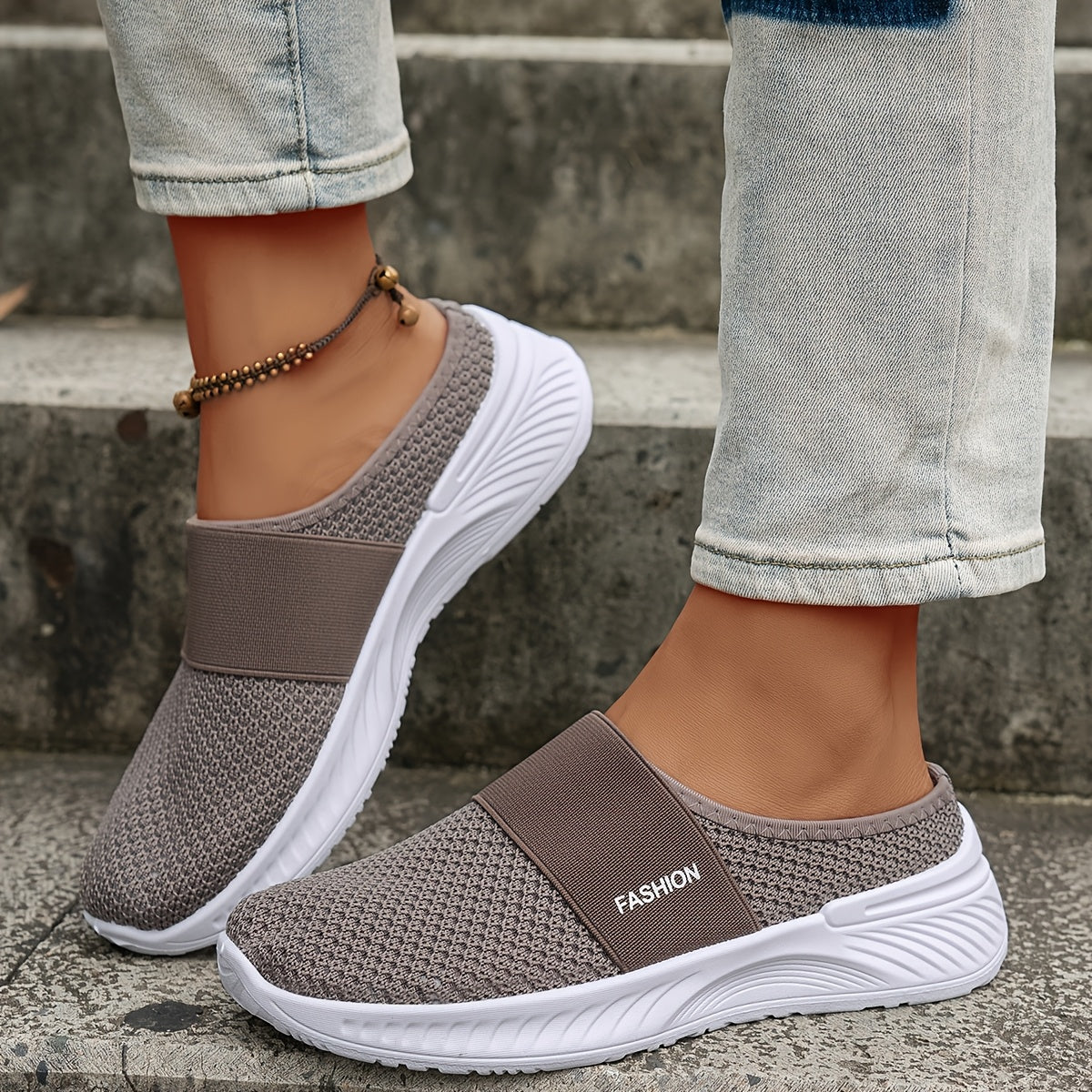 Women's Slip-On Sandals with Breathable Mesh, Flat, White Indoor Outdoor