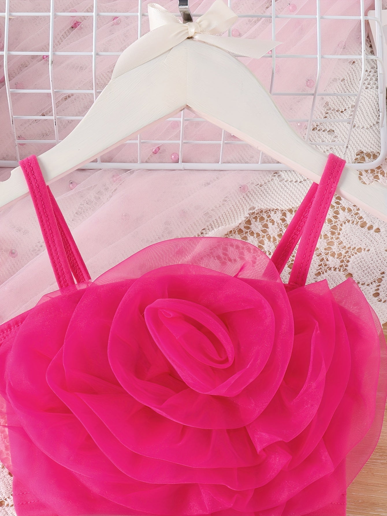 Летний комплект для девочек с розовым топом и юбкой с бантом для повседневной носки