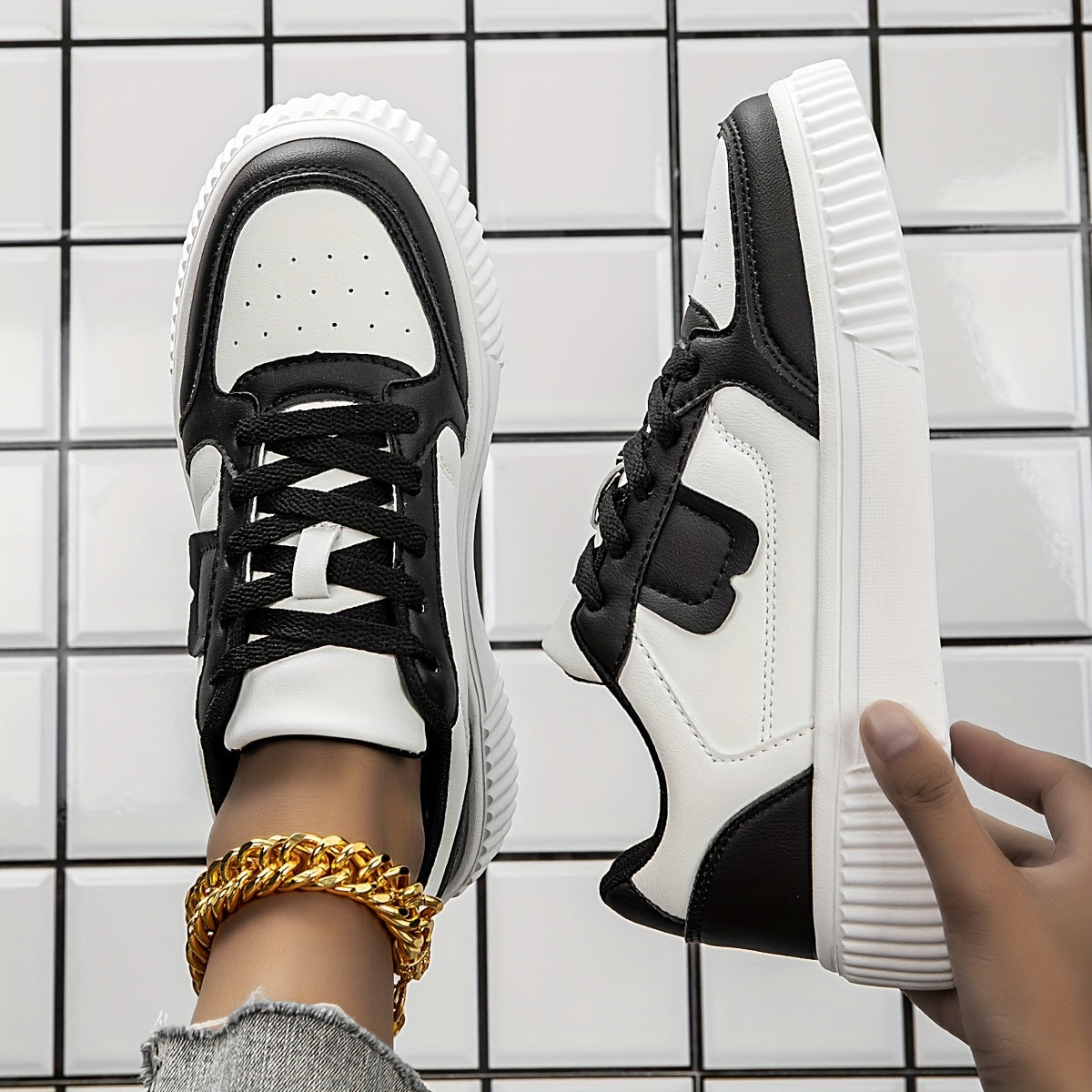 Women's Plus Size Two-Tone Mesh Sneakers with Thick Sole and EVA Outsole