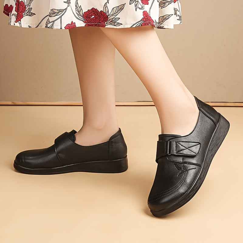 Women's Black Slip-On Loafers Breathable Non-Slip Comfort Flats