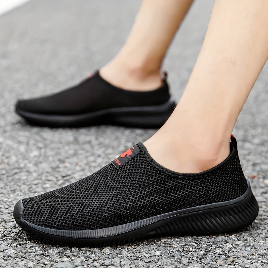 Men's Plus Size Breathable Knit Sneakers with Non-Slip EVA Sole for Casual and Outdoor Wear