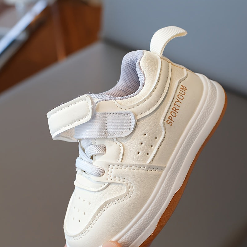 Yumshoq taglikli chaqaloq va bolalar uchun krossovkalar, sirpanmaydigan va nafas oladigan dizayn. Harflar bosma, sehrli lenta yopilishi mavjud, yura olish, ochiq havoda faoliyatlar, yugurish uchun o'g'il va qizlar uchun mos.