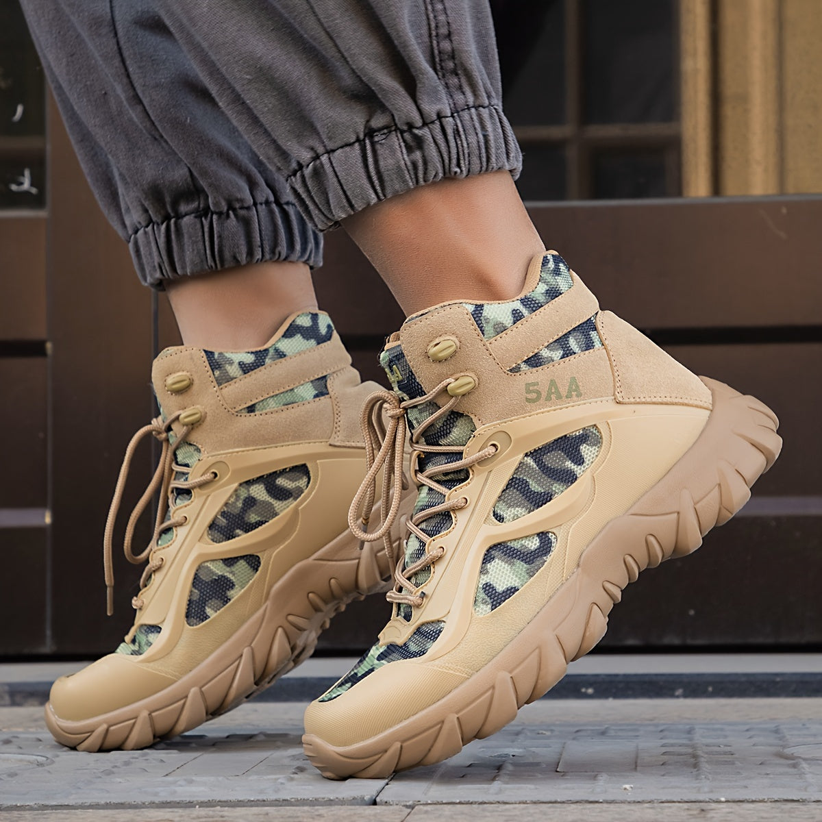 Men's High Top Hiking Boots Durable Outdoor Non-slip Lace Up All-Season Solid Color