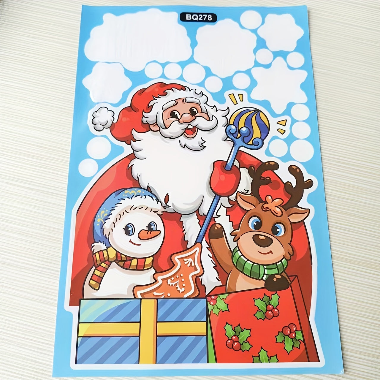 Rojdestvo oynaga yopishqichlari to'plami, Santa, qoroyoq, polar ayiği va bayram bezaklari bilan