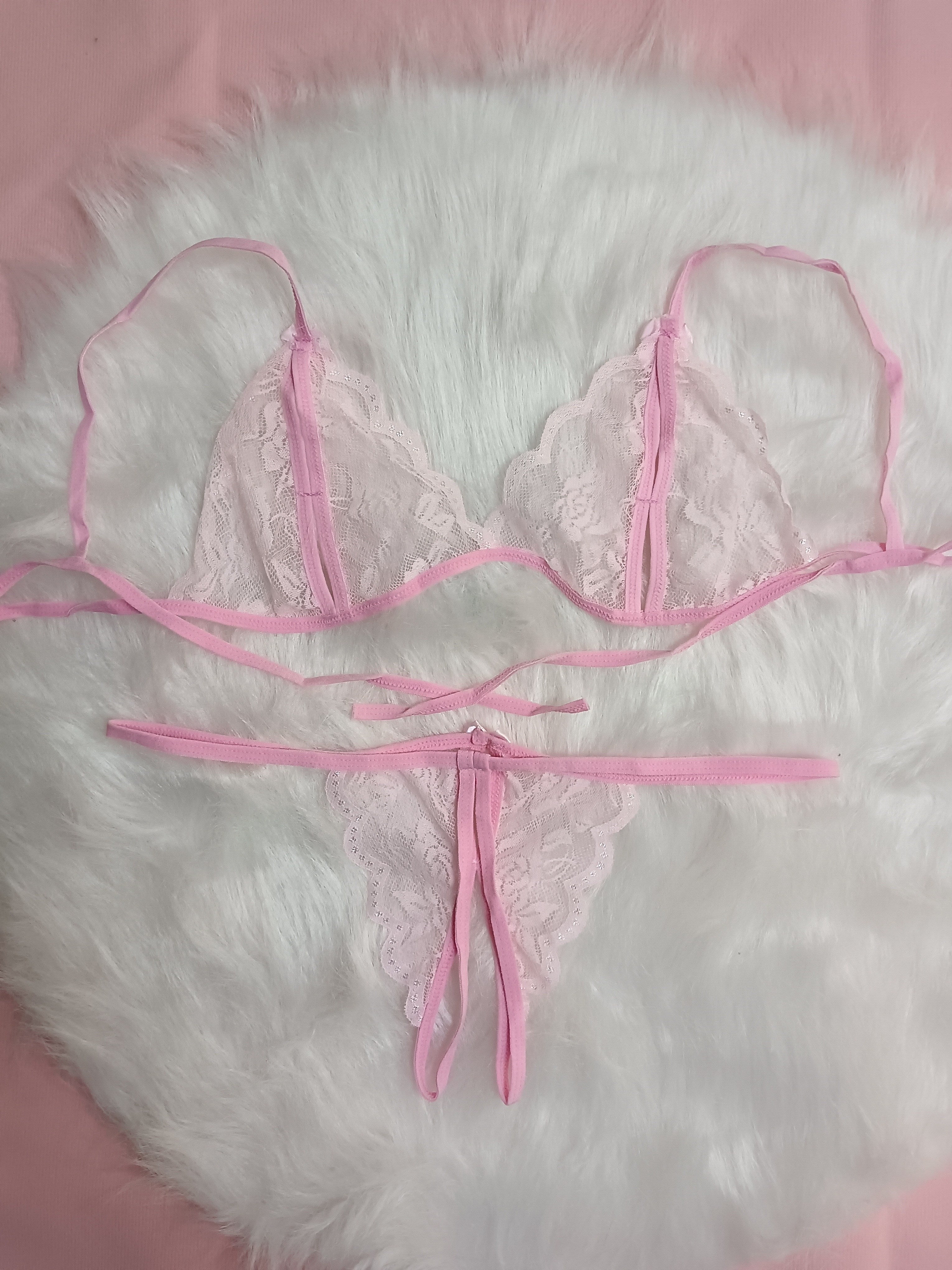 Conjunto de lencería de tul para mujer con pantalones con abertura seductora