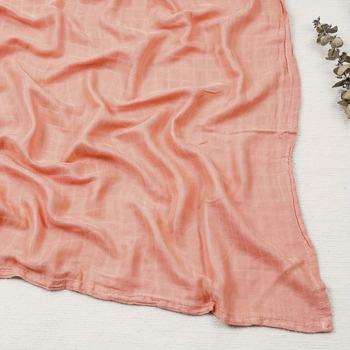 Solid Color Bamboo Muslin Swaddle Blanket for Baby Bath and Photography