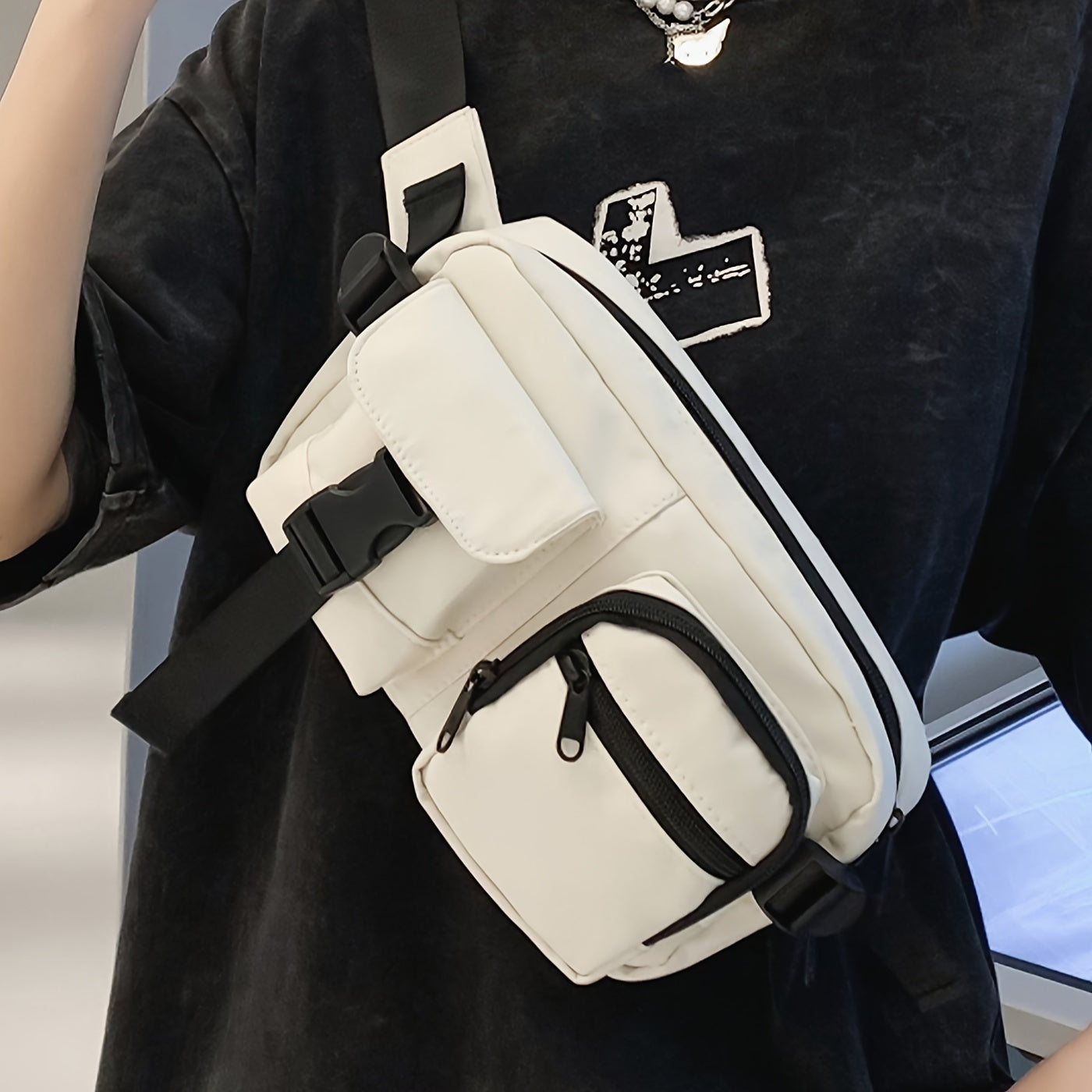 Waterproof Nylon Chest Bag with Adjustable Strap for Travel Running Hiking Cycling