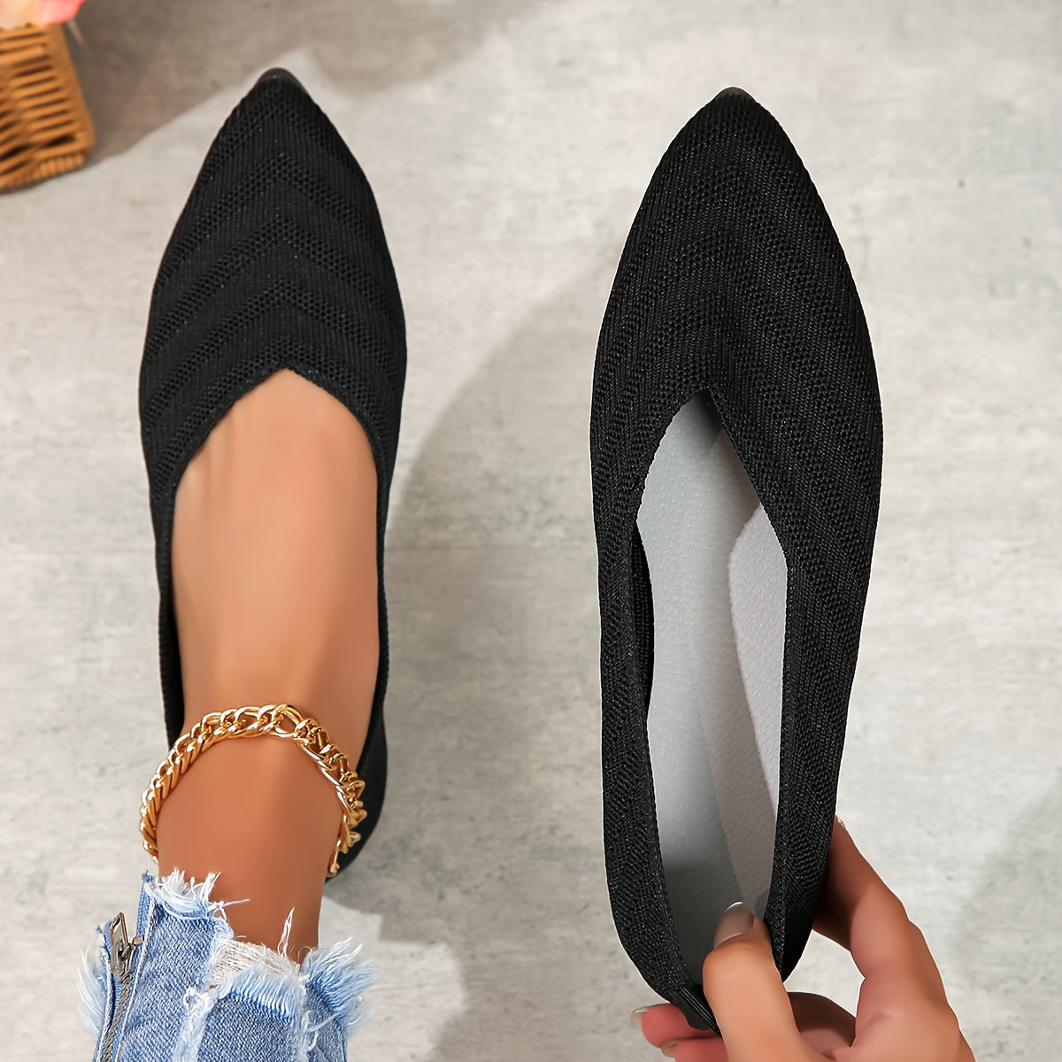 Women's Pointed Toe Flat Shoes Lightweight Comfortable Large Sizes