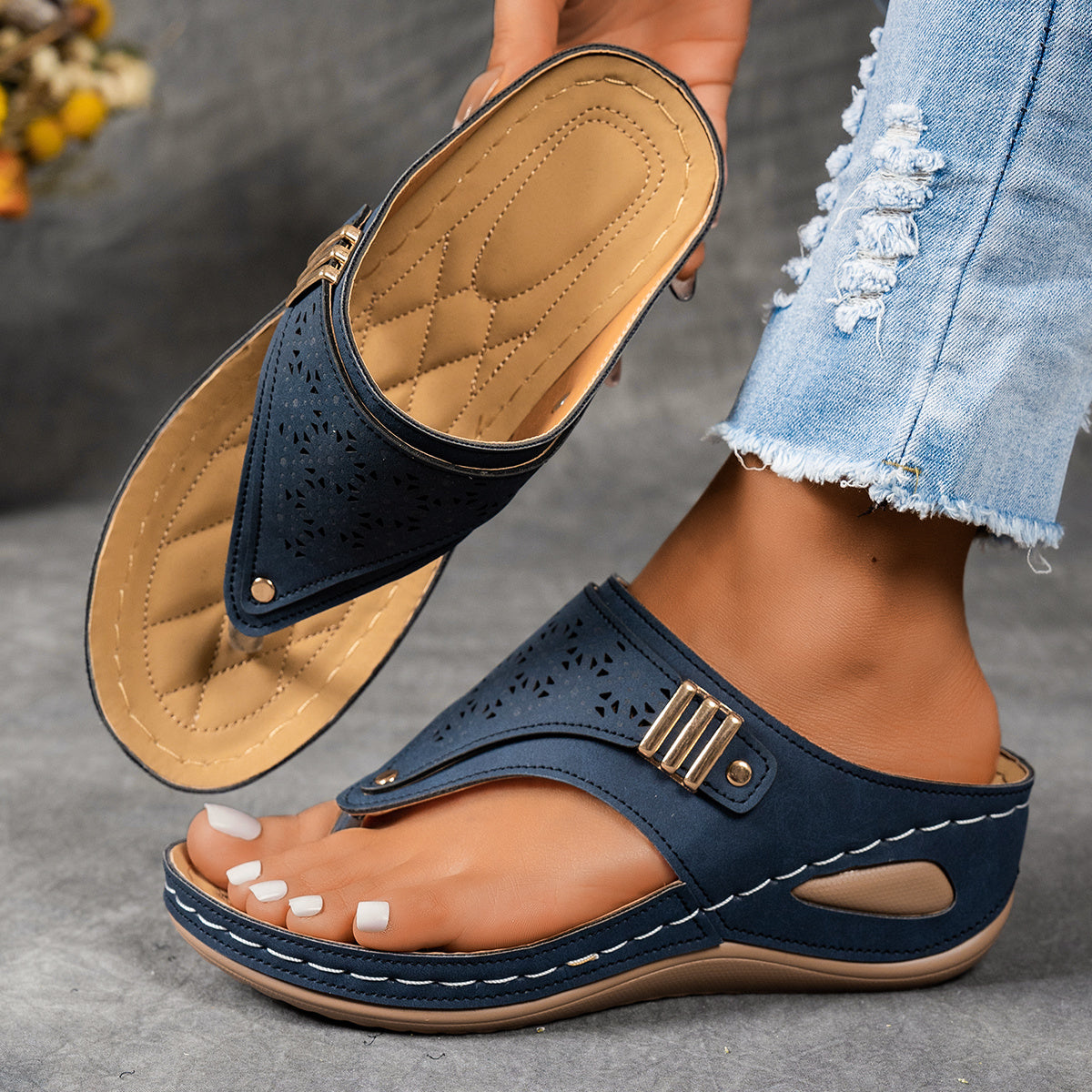 Women's Platform Wedge Sandals Slip-On Thong Cut-Out Beach Casual